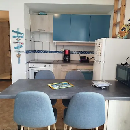 Apartment T2 Mezzanine Climatise Idealement Situe - 4 Couchages - 4casel8