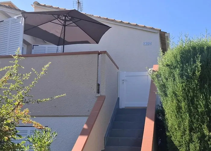 T2 Mezzanine Climatise Idealement Situe - 4 Couchages - 4casel8 * Saint-Cyprien (Pyrenees-Orientales)