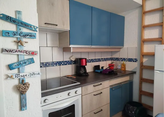 T2 Mezzanine Climatise Idealement Situe - 4 Couchages - 4casel8 * Saint-Cyprien (Pyrenees-Orientales)